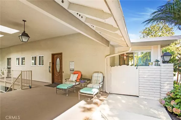Laguna Woods, CA 92637,662 Via Los Altos #P