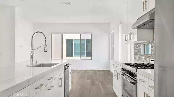 Newport Beach, CA 92663,41 Ebb Tide