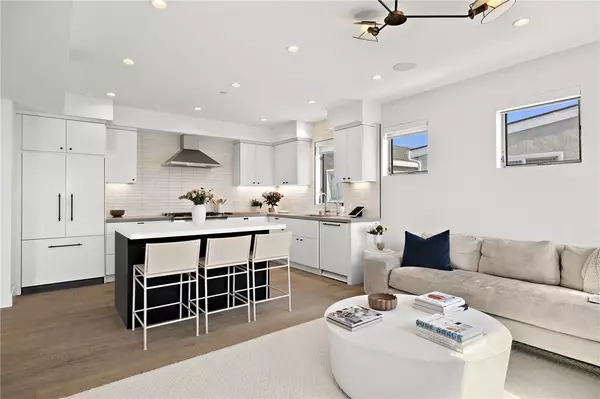 Newport Beach, CA 92663,210 1/2 Orange ST