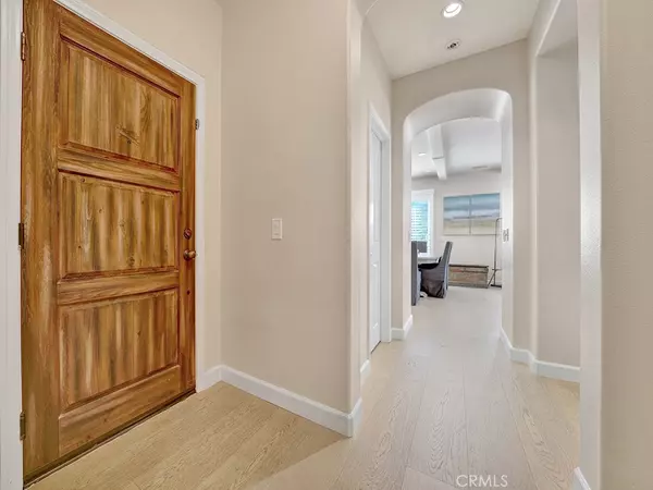 Irvine, CA 92603,24 Arborside