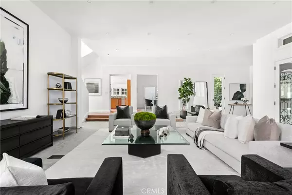 Beverly Hills, CA 90210,9625 Oak Pass Road