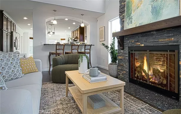 Newport Beach, CA 92660,2262 Orchard