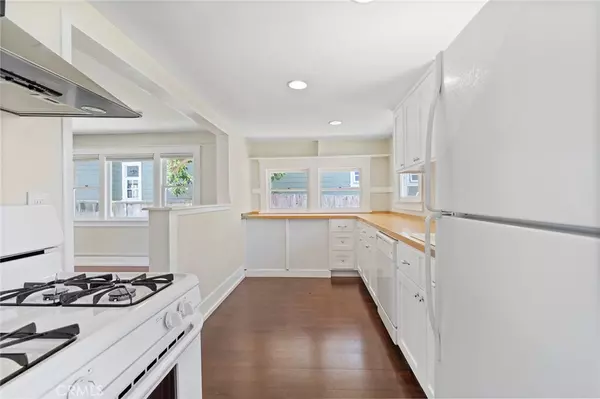 Newport Beach, CA 92663,465 Santa Ana AVE