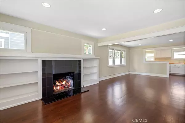 Newport Beach, CA 92663,465 Santa Ana AVE