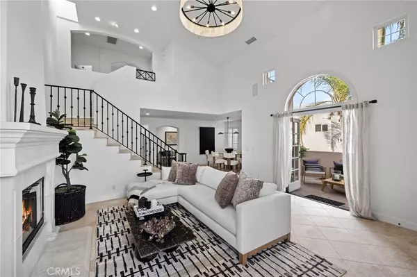3307 Clay, Newport Beach, CA 92663