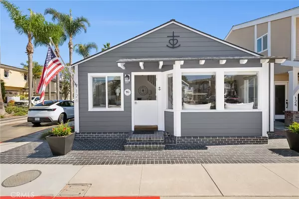 126 Collins, Newport Beach, CA 92662