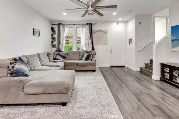 Lake Forest, CA 92630,12 Savannah