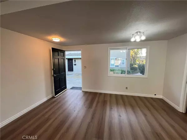 Costa Mesa, CA 92627,1741 Tustin #10C