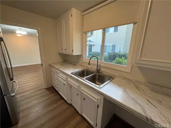 Costa Mesa, CA 92627,1741 Tustin #10C