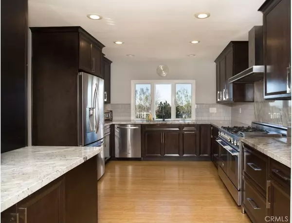 Newport Beach, CA 92660,2123 Yacht Yankee