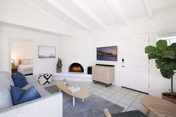 Newport Beach, CA 92663,203 Cedar ST #A & B