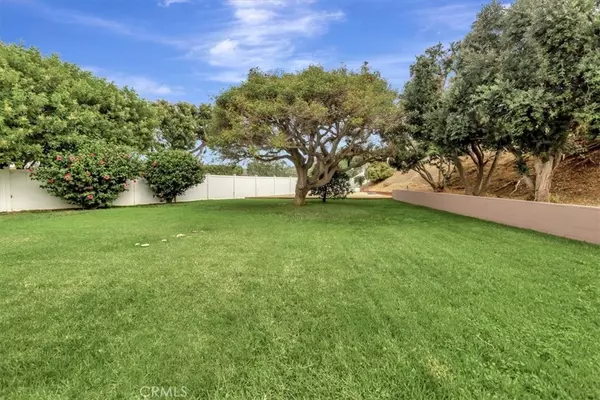 Newport Beach, CA 92660,2924 Catalpa