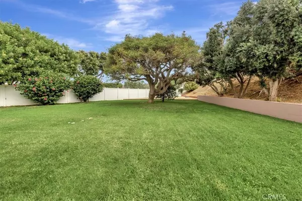 Newport Beach, CA 92660,2924 Catalpa