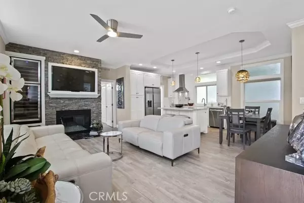 237 Plymouth AVE, Newport Beach, CA 92660