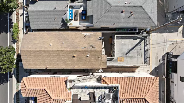 Newport Beach, CA 92663,3709 W Balboa