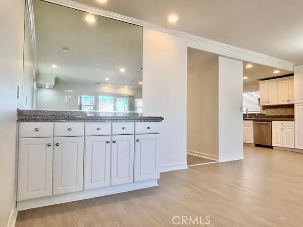 Newport Beach, CA 92663,5011 RIVER AVE