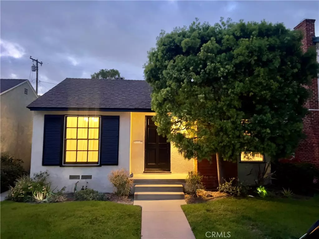 Long Beach, CA 90803,221 Saint Joseph