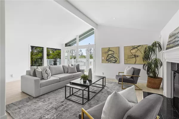 North Tustin, CA 92705,10392 Shadyridge