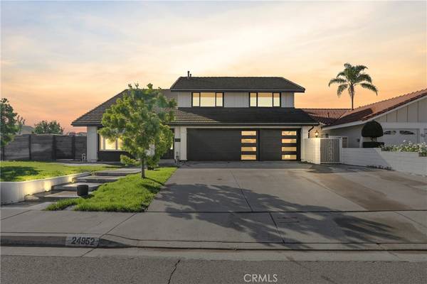 24952 Hendon, Laguna Hills, CA 92653