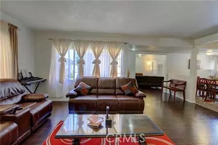 Long Beach, CA 90805,6228 Lemon