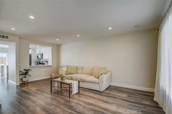 Lake Forest, CA 92630,25885 Trabuco Rd #41