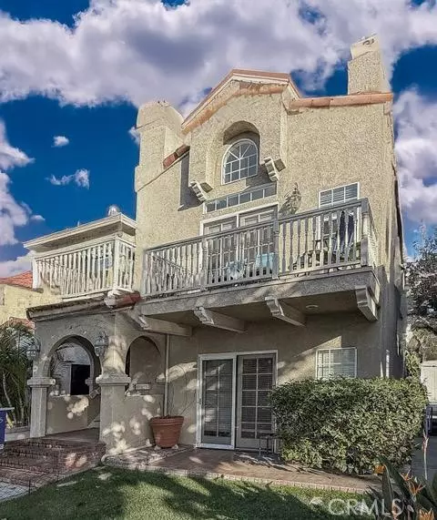 Long Beach, CA 90803,210 210 1/2 NW Glendora