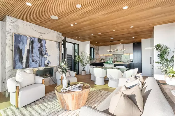 Newport Beach, CA 92663,5007 Seashore