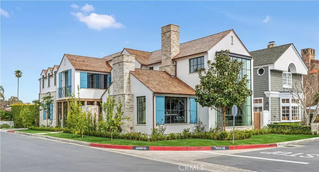 2571 Vista, Newport Beach, CA 92663