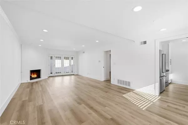 Costa Mesa, CA 92627,1741 Tustin #15D