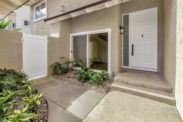 Newport Beach, CA 92660,2773 Vista Umbrosa