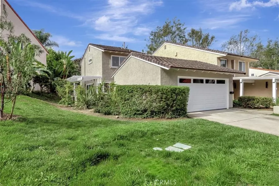 2773 Vista Umbrosa, Newport Beach, CA 92660