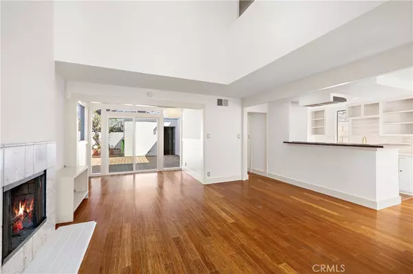 Newport Beach, CA 92663,344 Prospect