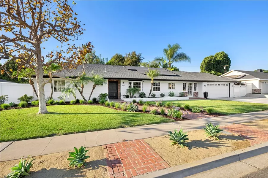 11891 Gladstone DR, North Tustin, CA 92705