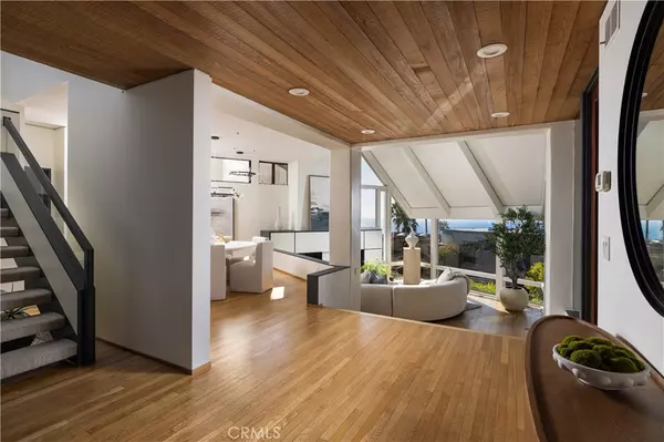 Laguna Beach, CA 92651,741 Marlin