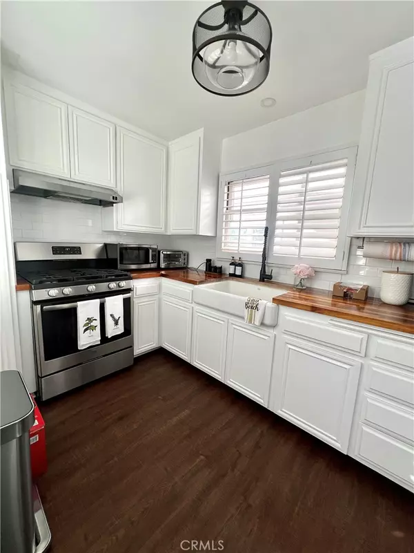 Newport Beach, CA 92662,306 Ruby ave