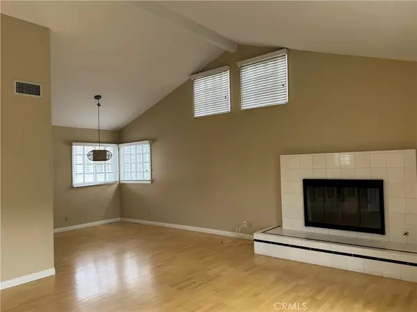 Newport Beach, CA 92663,535 1/2 Westminster AVE