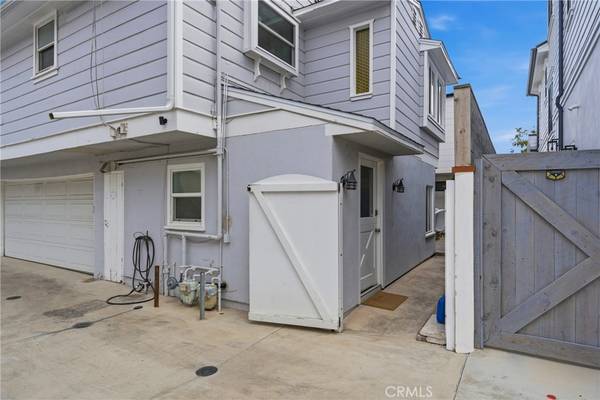 Newport Beach, CA 92662,309 Onyx
