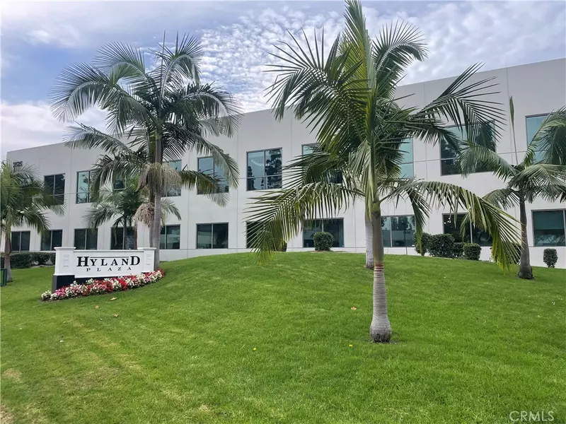 3525 Hyland #205, Costa Mesa, CA 92626