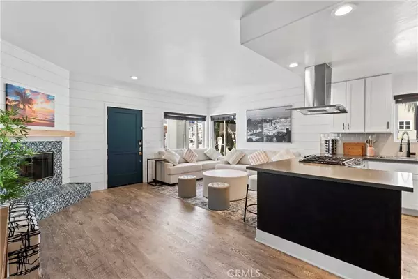 Newport Beach, CA 92663,410 Clubhouse