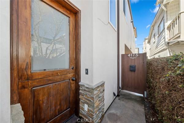 Corona Del Mar, CA 92625,417 1/2 Poinsettia AVE