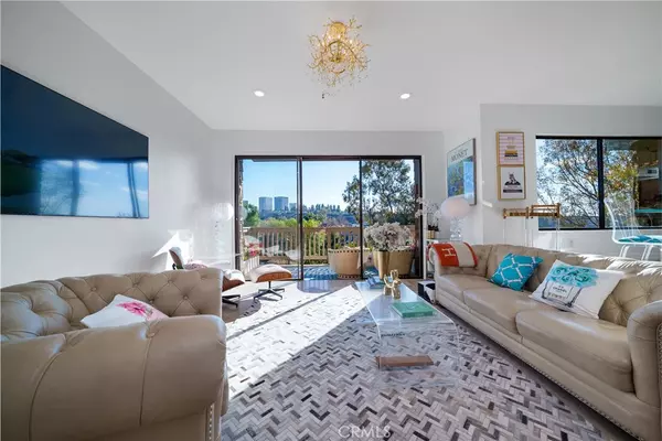 Newport Beach, CA 92660,67 Sea Island DR