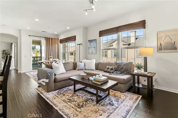 Tustin, CA 92782,1427 Montgomery