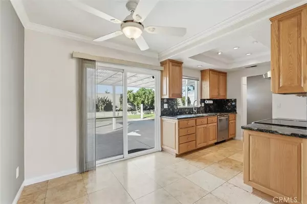 Huntington Beach, CA 92647,17841 Altamirano