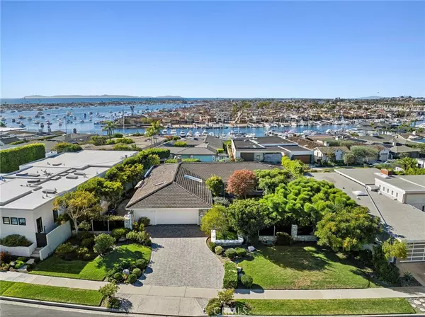 1727 Galatea TER, Corona Del Mar, CA 92625