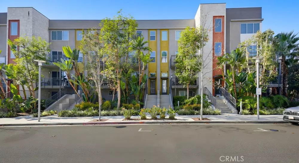 Irvine, CA 92612,75 Lennox