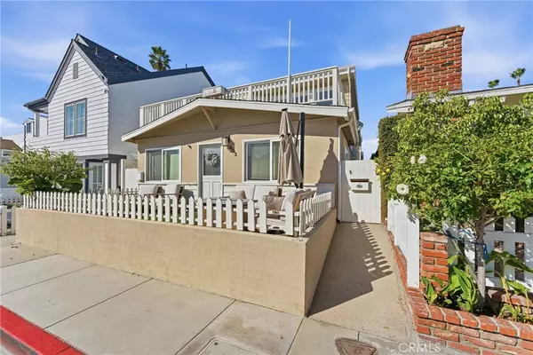 Newport Beach, CA 92663,403 38th St