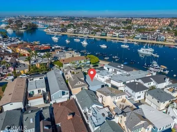 Newport Beach, CA 92662,226 Garnet AVE