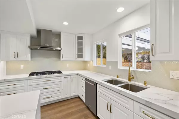 Newport Beach, CA 92660,20152 Redlands DR