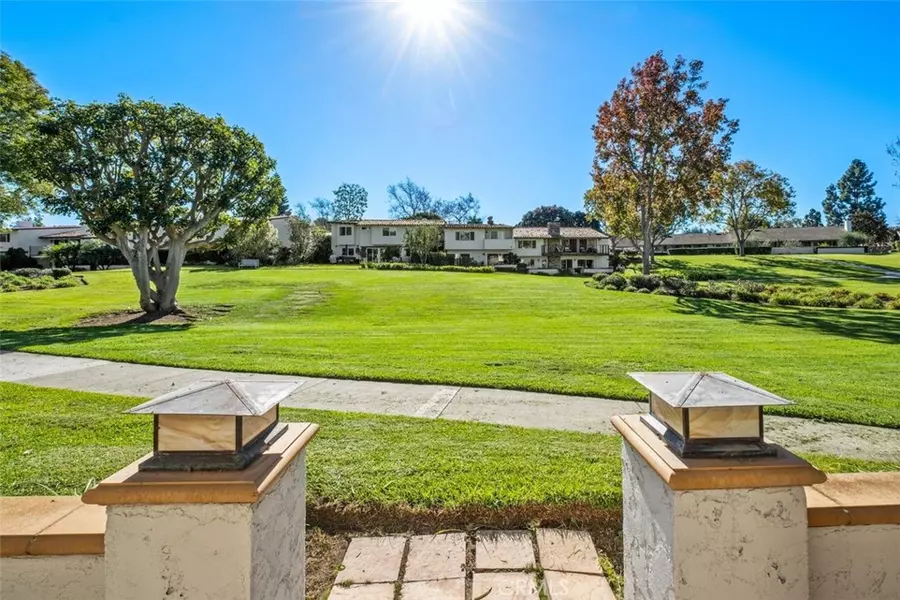 525 Vista Flora, Newport Beach, CA 92660