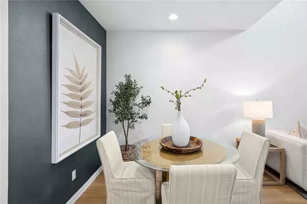 Irvine, CA 92603,108 Jadestone